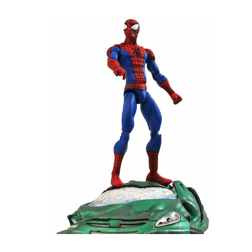 Figura Spider-Man Sobre Coche Aplastado – ‘Spider-Man’ Marvel&nbsp;Comics
